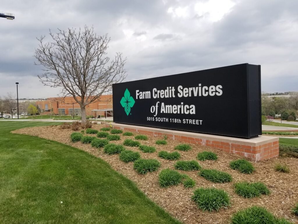 Modern Credit Systems in American Finance